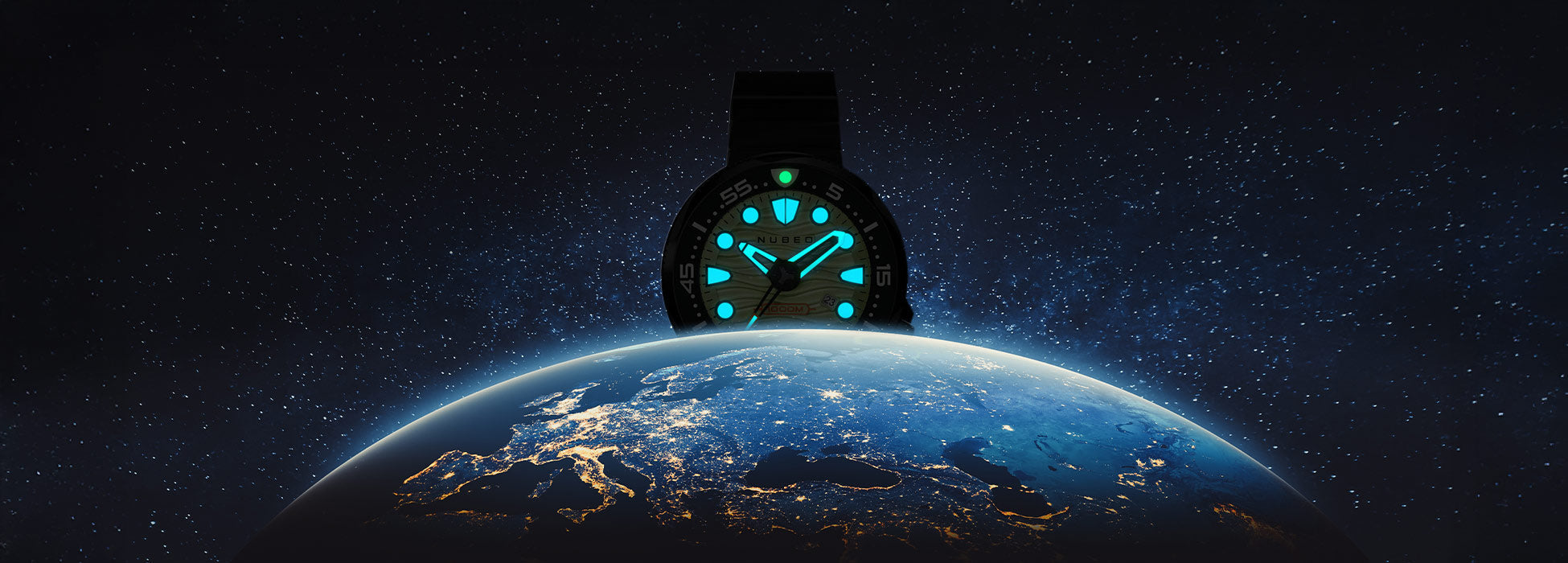 Leuchtende Uhr über einer Erdansicht im Weltraum, umgeben von Sternen im dunklen Nachthimmel.