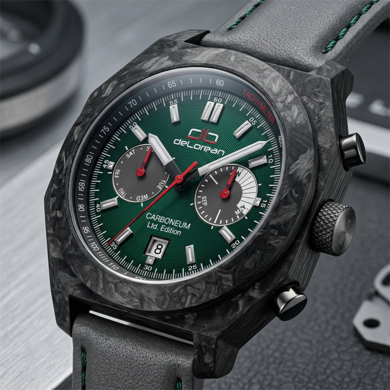 Automatikuhr DL05-1261-CL-dgr Carboneum