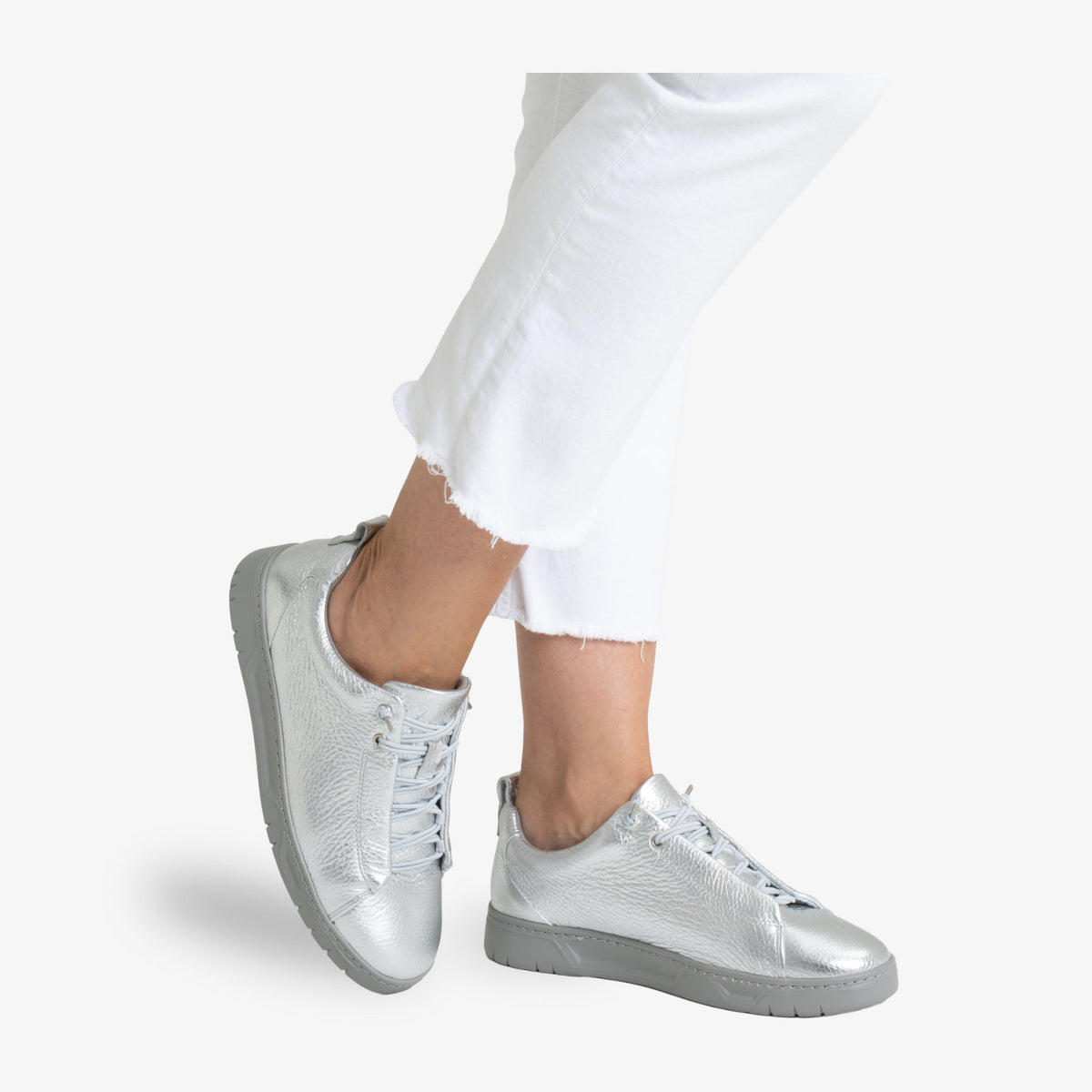 VITAFORM Sneaker Hirschleder Corvatsch in Silber – Ansicht 9