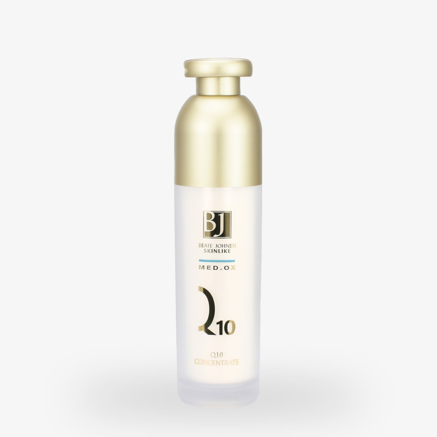 Eine Flasche mit goldenem Verschluss und Etikett der Marke "Beate Johnen", auf der "Q10 Concentrate" steht.