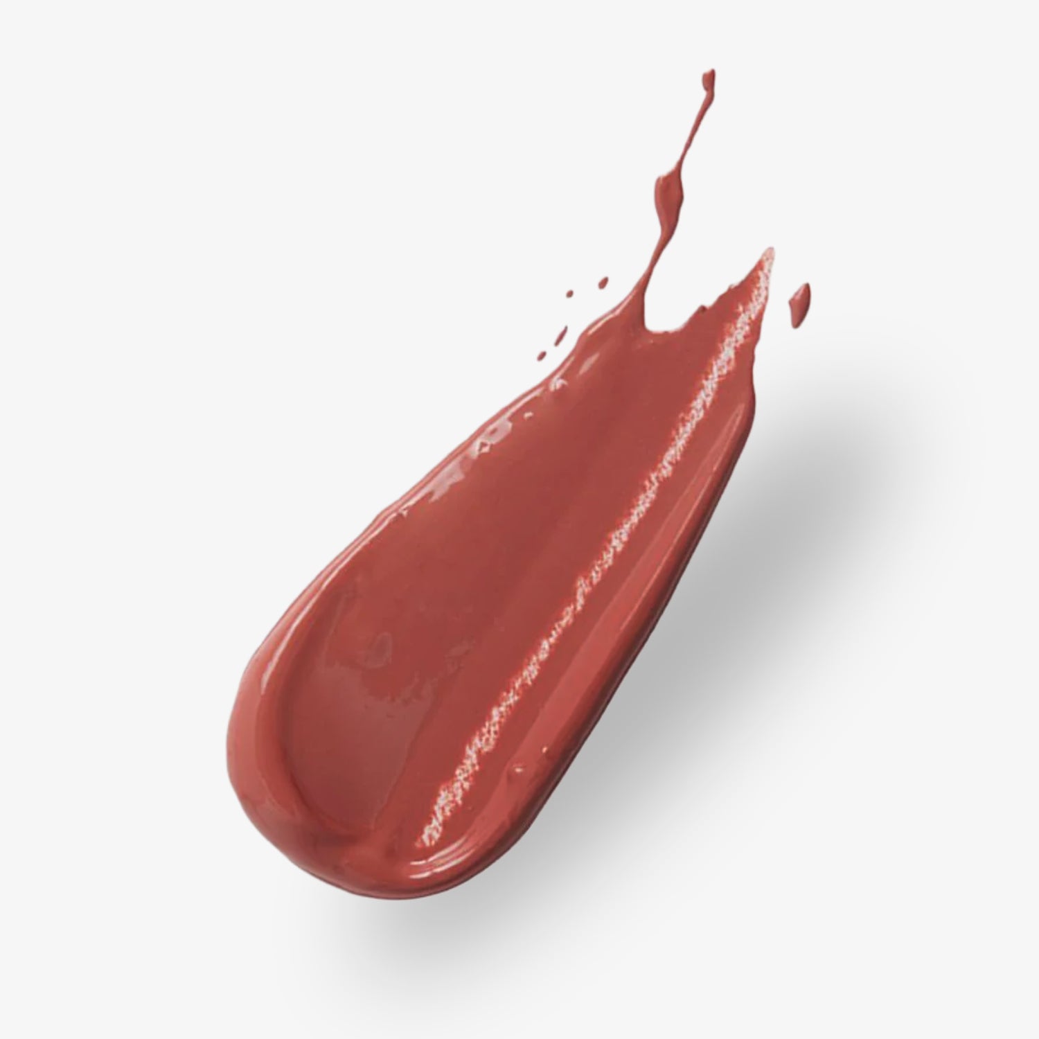 Roter Lippenstiftabdruck mit glänzender Oberfläche auf weißem Hintergrund.