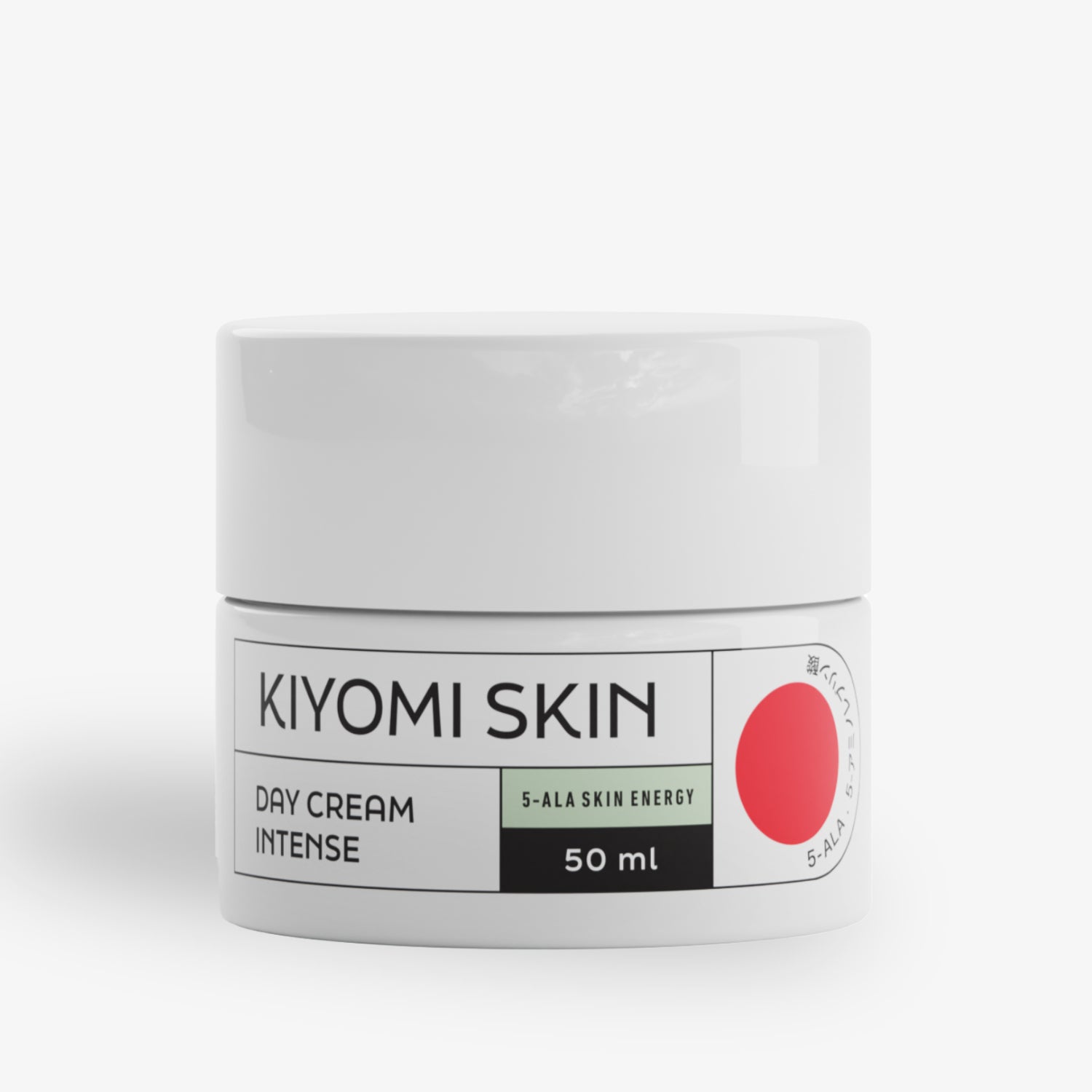 Weiße Cremedose mit der Aufschrift "Kiyomi Skin Day Cream Intense 50 ml" und einem roten Kreisdesign.