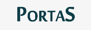 Das Bild zeigt das Wort "Portas" in stilisiertem, dunklem Text auf hellem Hintergrund.
