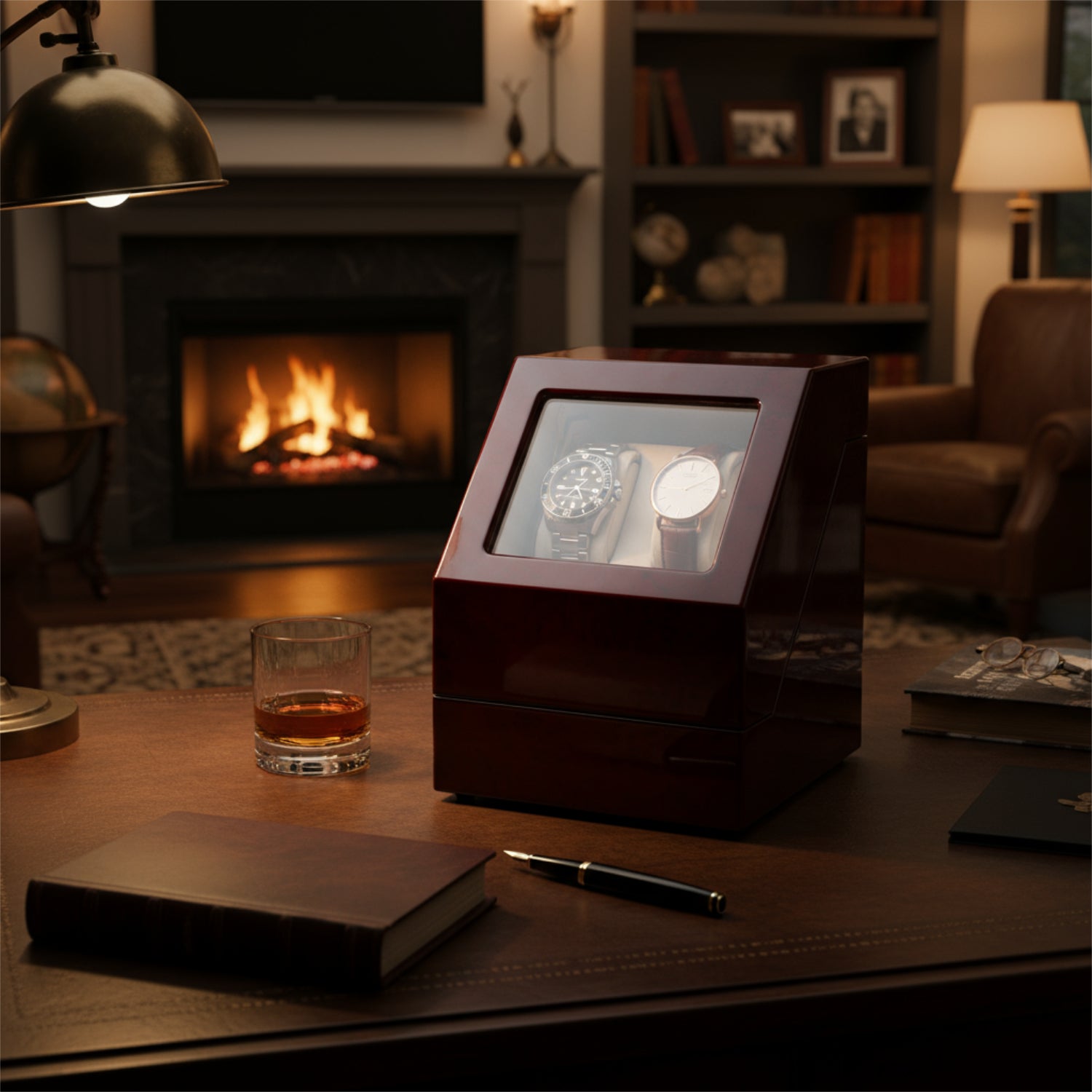 Remontoir de montre « Penta » – Bois de loupe rouge et beige velours