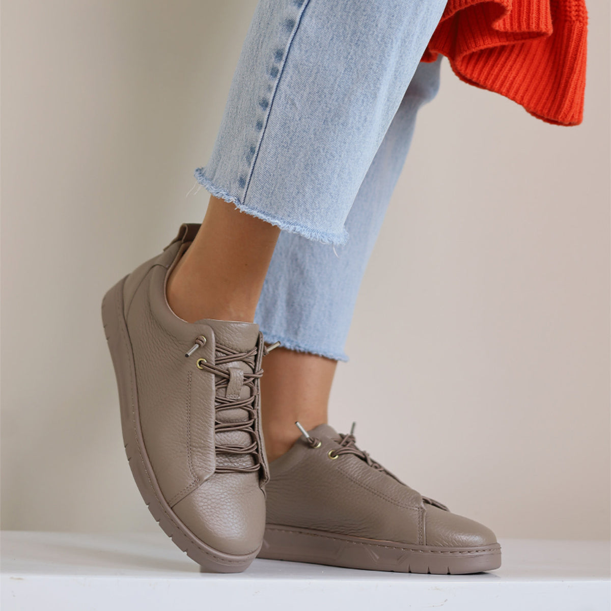 VITAFORM Sneaker Hirschleder Corvatsch in Taupe – Ansicht 7