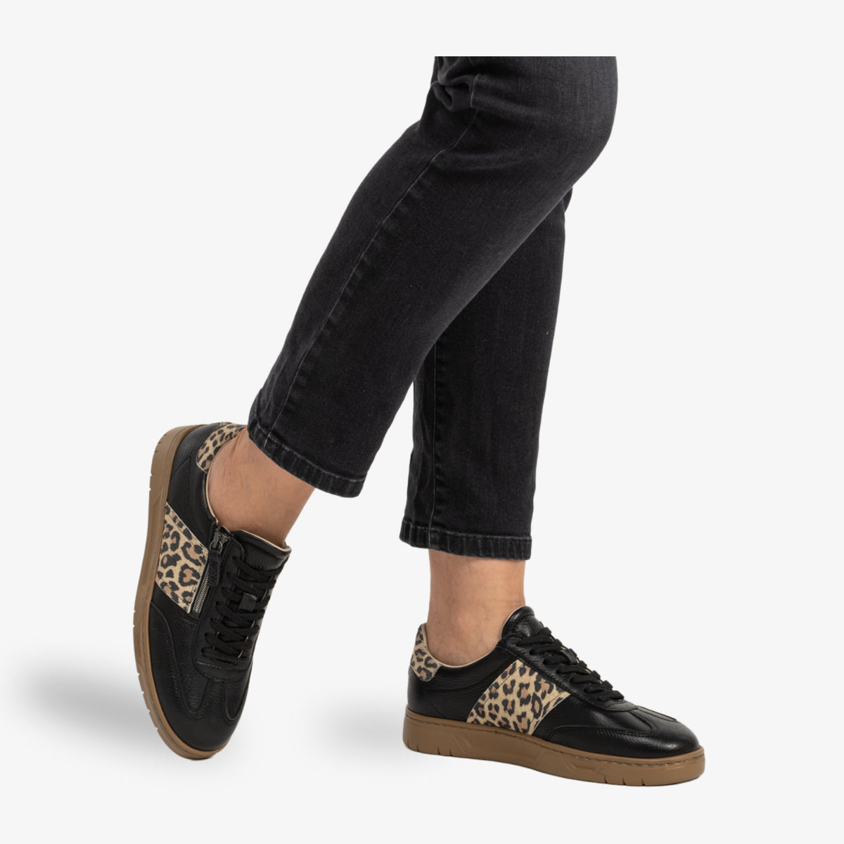 VITAFORM Sneaker Hirschleder Moléson in Schwarz-Leo – Ansicht 7