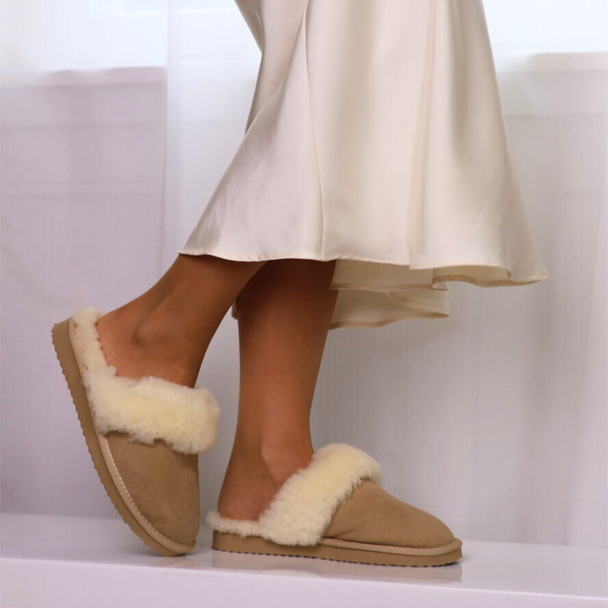 VITAFORM Hausschuh Doubleface Arosa in Beige – Ansicht 6